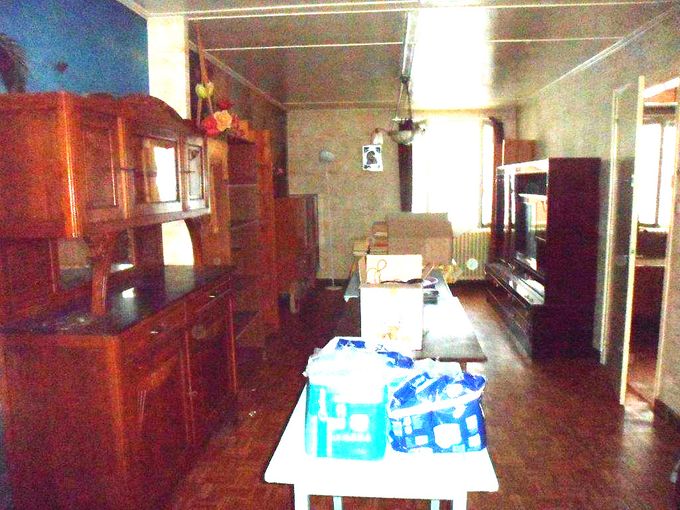 Débarras du salon d'une maison à Pontarlier