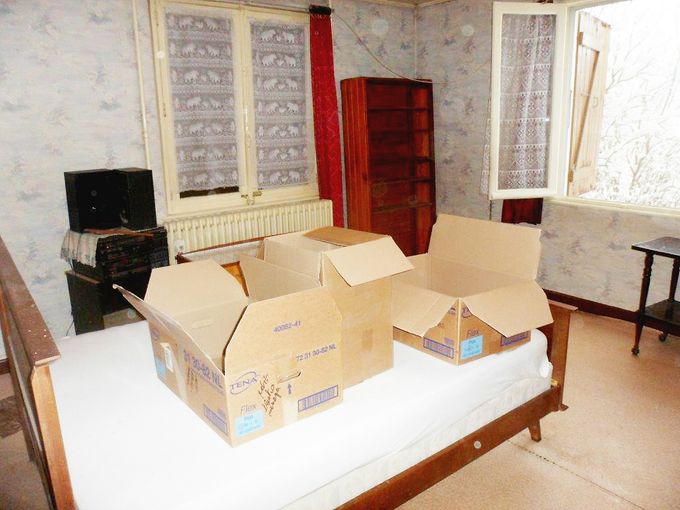 Autre chambre à débarrasser dans cette maison